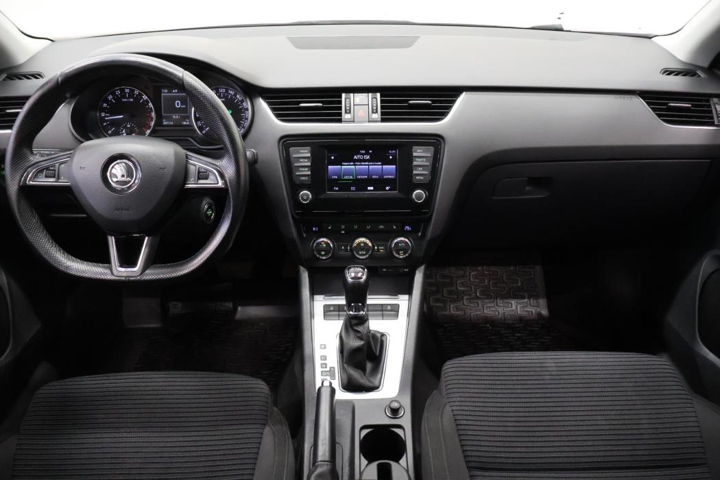 SKODA Octavia 2015