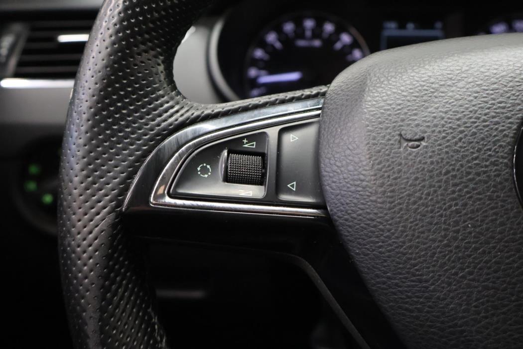 SKODA Octavia 2015