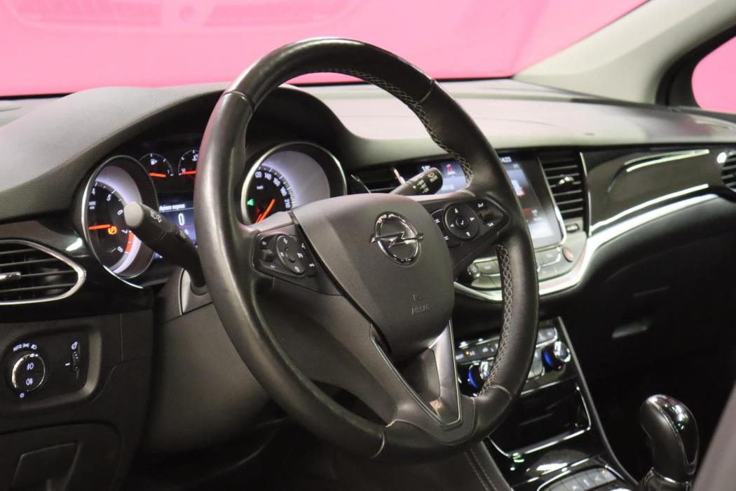 OPEL Astra 2017