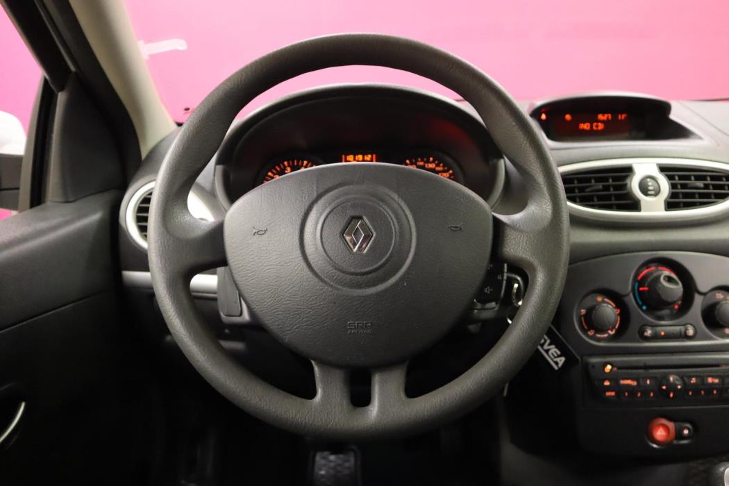 RENAULT Clio 2012