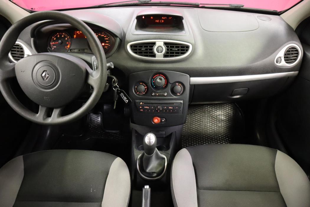 RENAULT Clio 2012