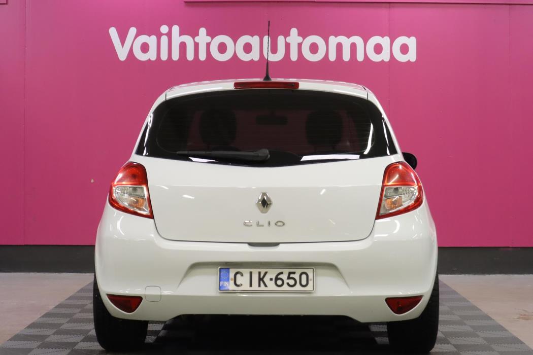 RENAULT Clio 2012