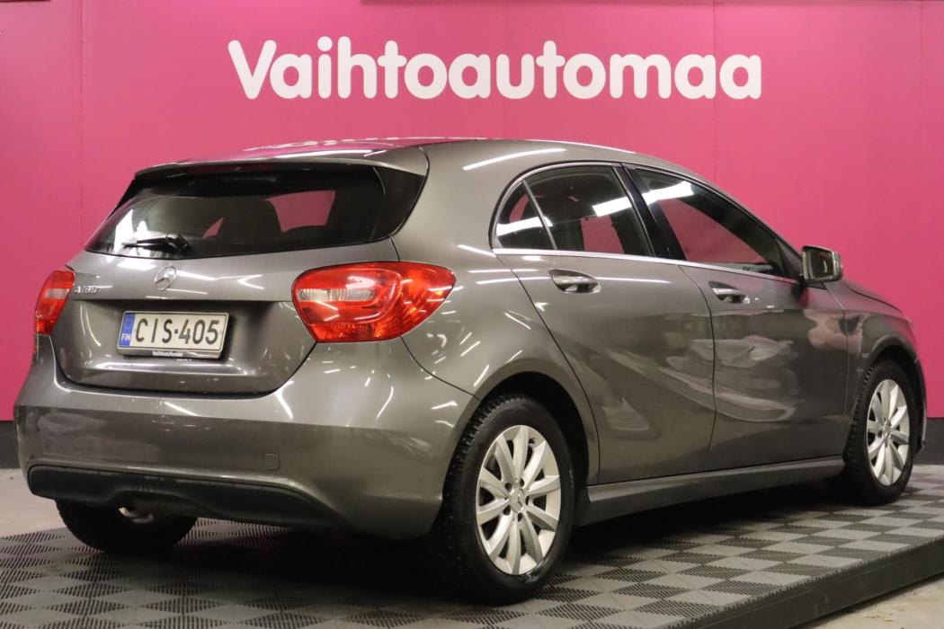 MERCEDES-BENZ A 2013