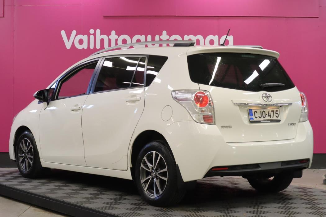 TOYOTA Verso 2014