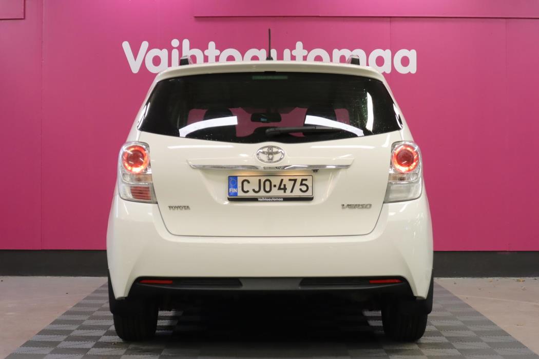 TOYOTA Verso 2014