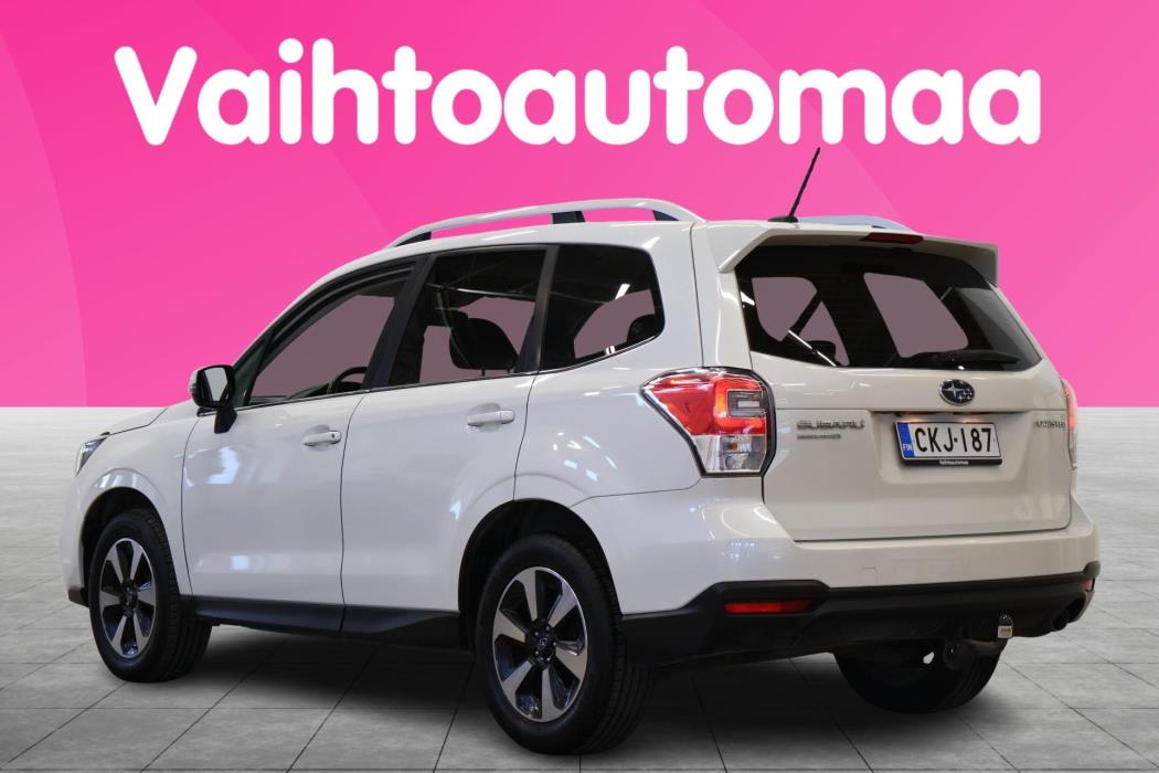 SUBARU Forester 2017