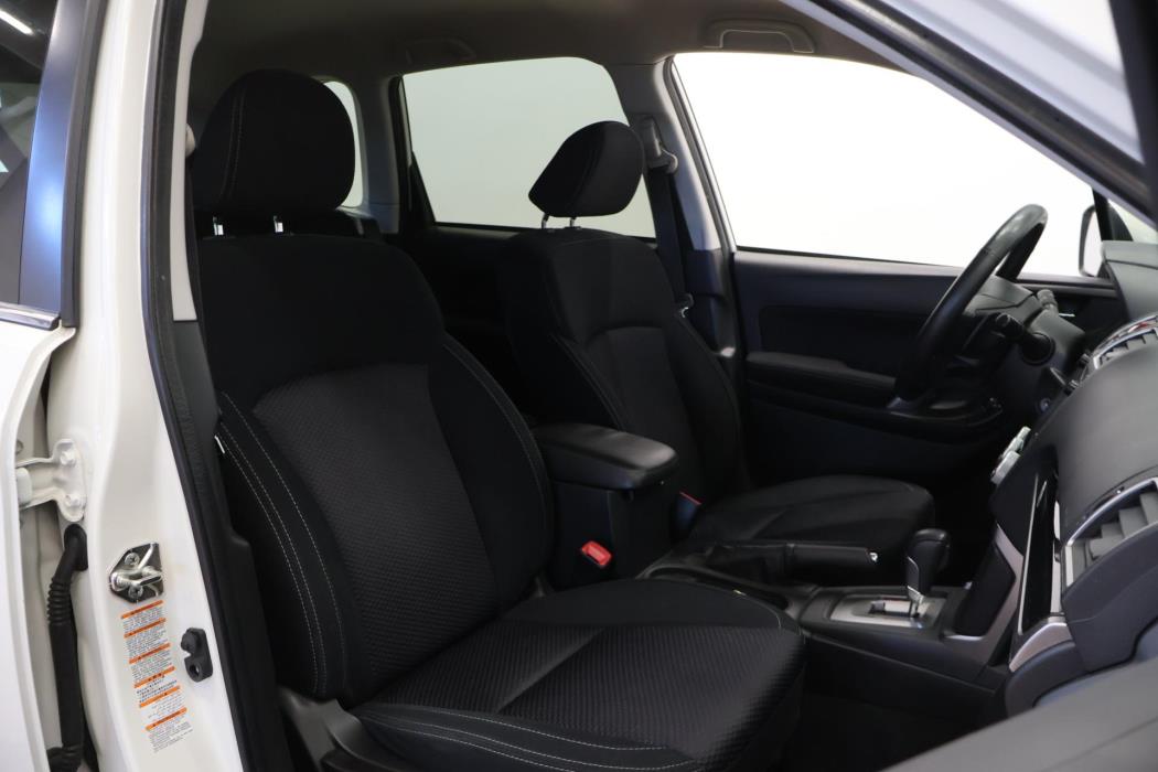 SUBARU Forester 2017