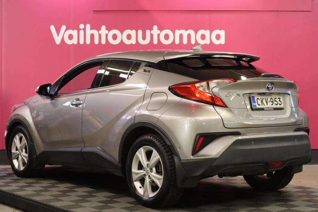 TOYOTA C-HR 2017