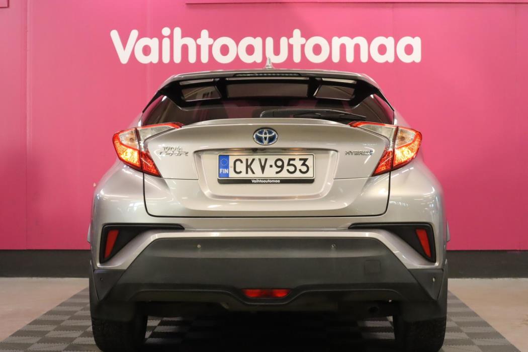 TOYOTA C-HR 2017