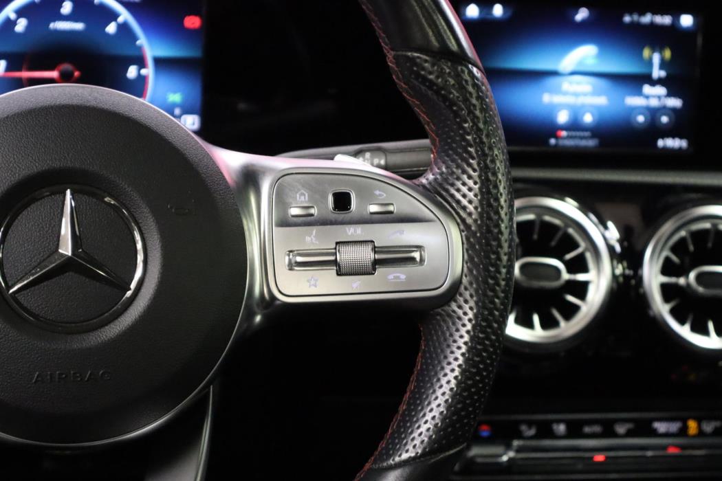 MERCEDES-BENZ A 2020