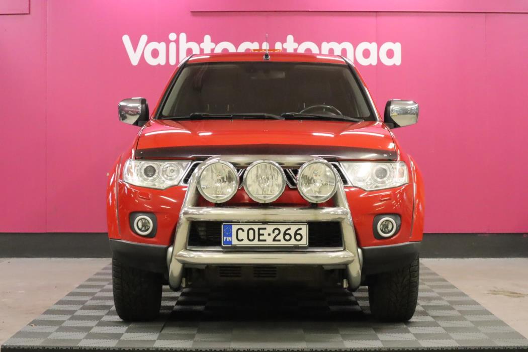 MITSUBISHI L200 2012