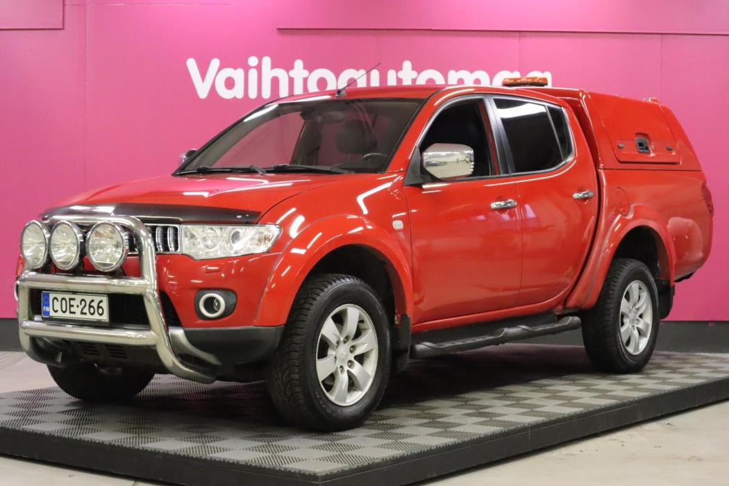 MITSUBISHI L200 2012