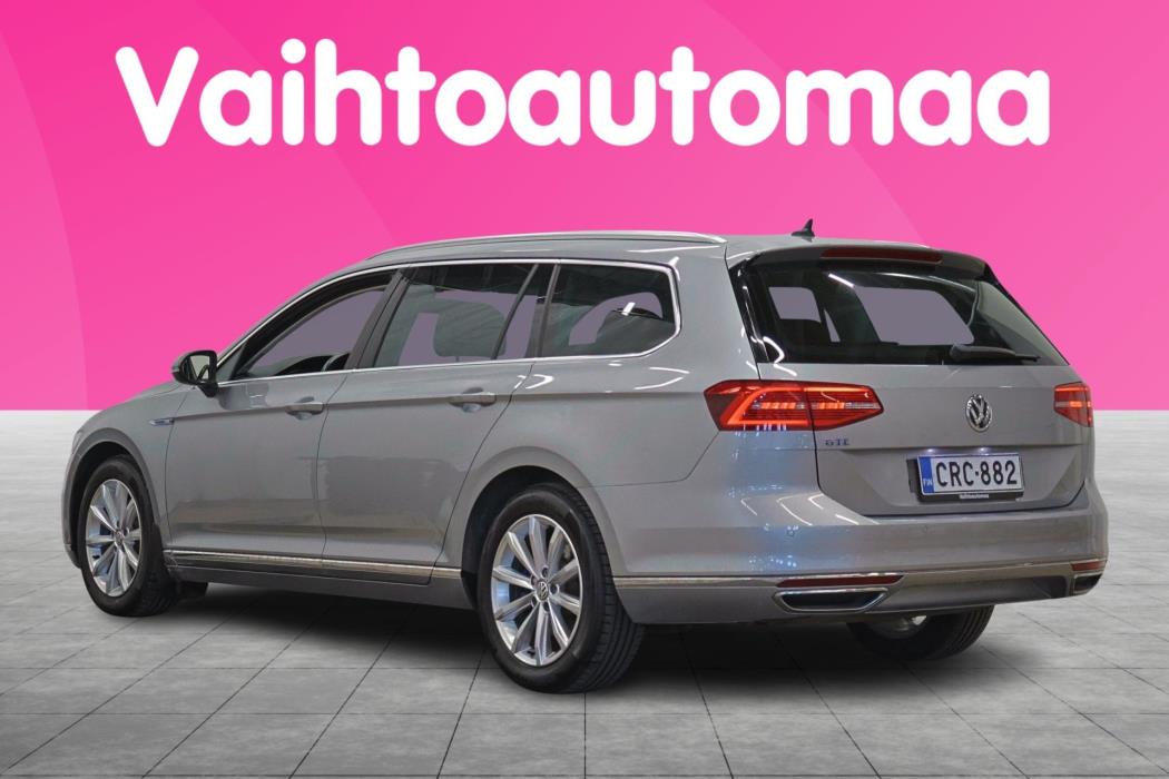 VOLKSWAGEN Passat 2018