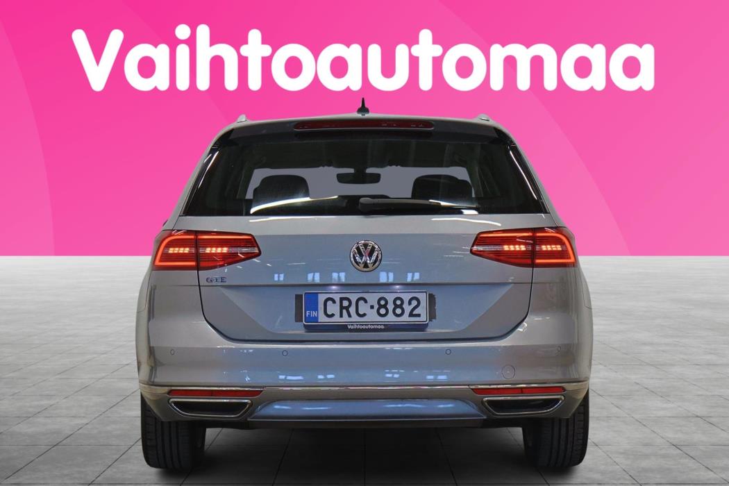 VOLKSWAGEN Passat 2018