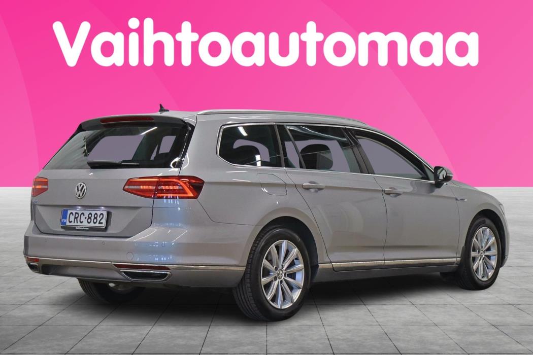 VOLKSWAGEN Passat 2018
