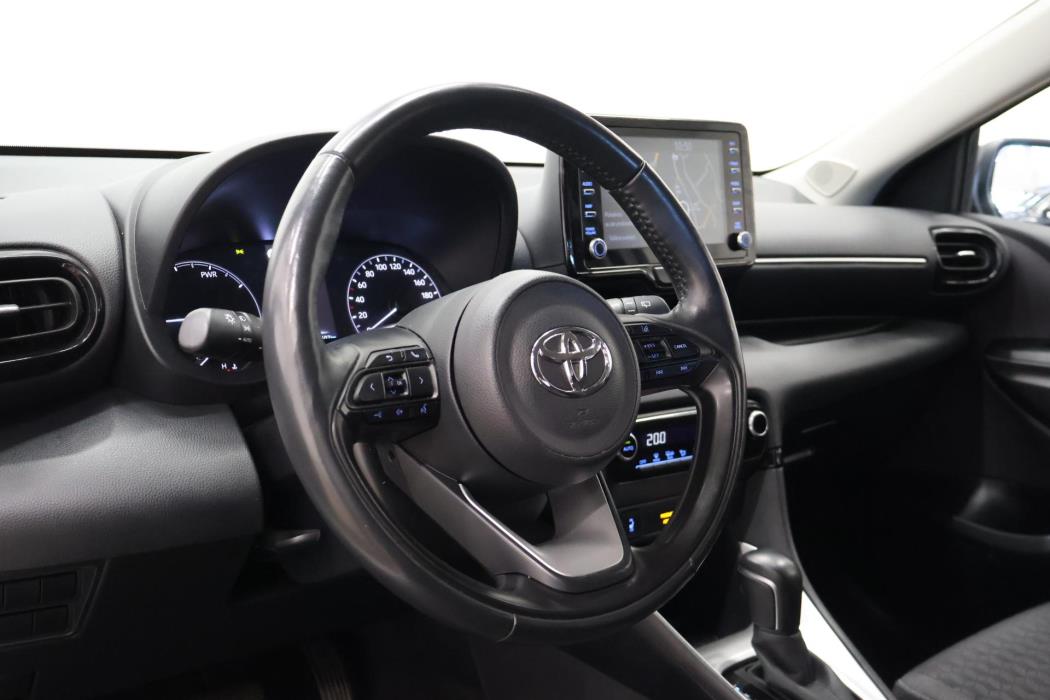 TOYOTA Yaris 2022