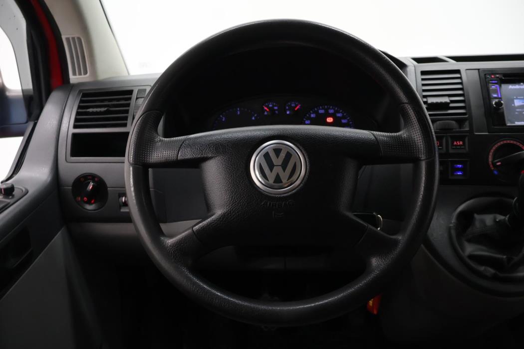 VOLKSWAGEN Transporter 2006