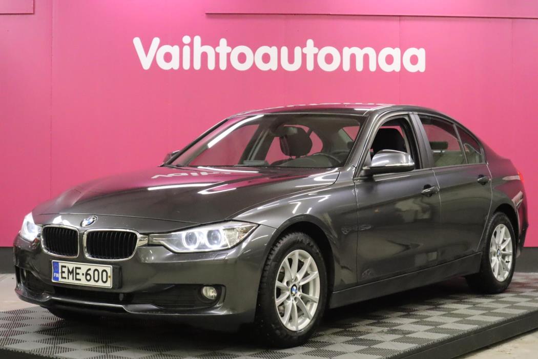 BMW 318 2013