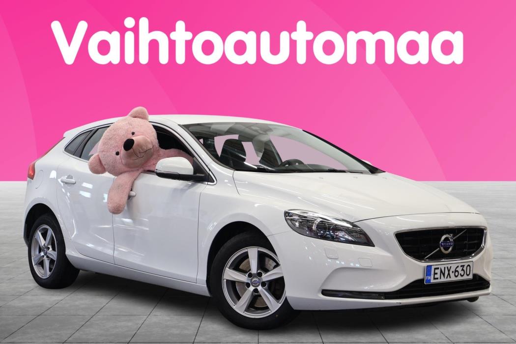 VOLVO V40 2016
