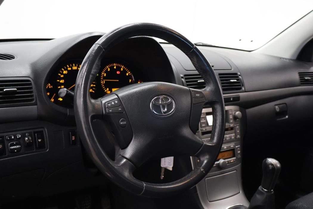 TOYOTA Avensis 2008