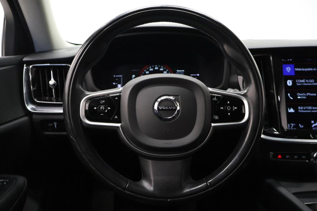 VOLVO V60 Cross Country 2019