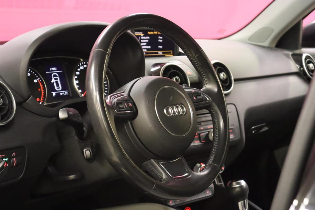AUDI A1 2012