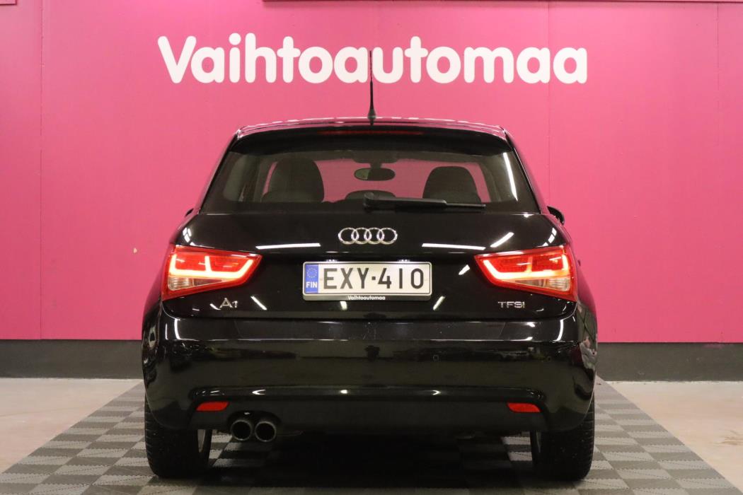 AUDI A1 2012