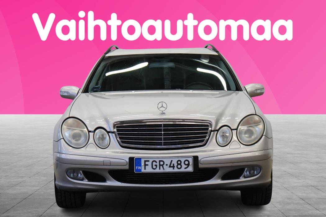 MERCEDES-BENZ E 2004