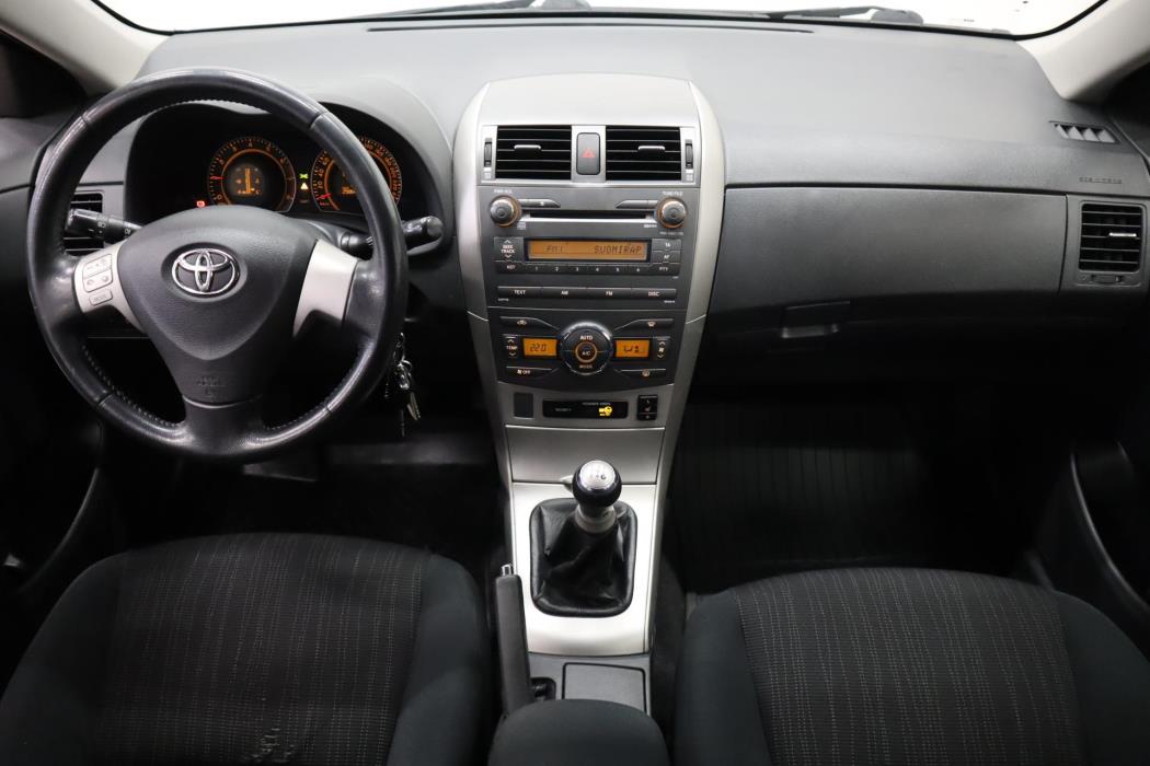 TOYOTA Corolla 2007
