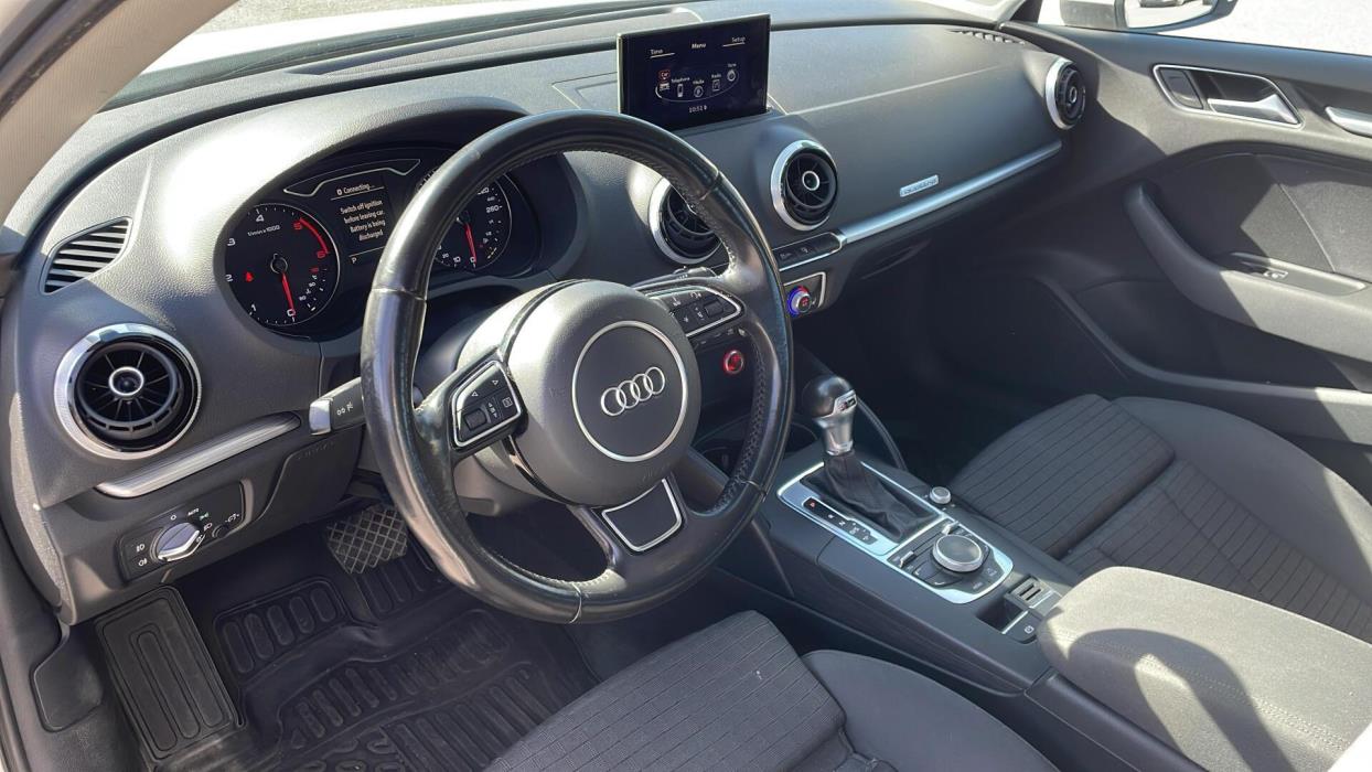 AUDI A3 2015