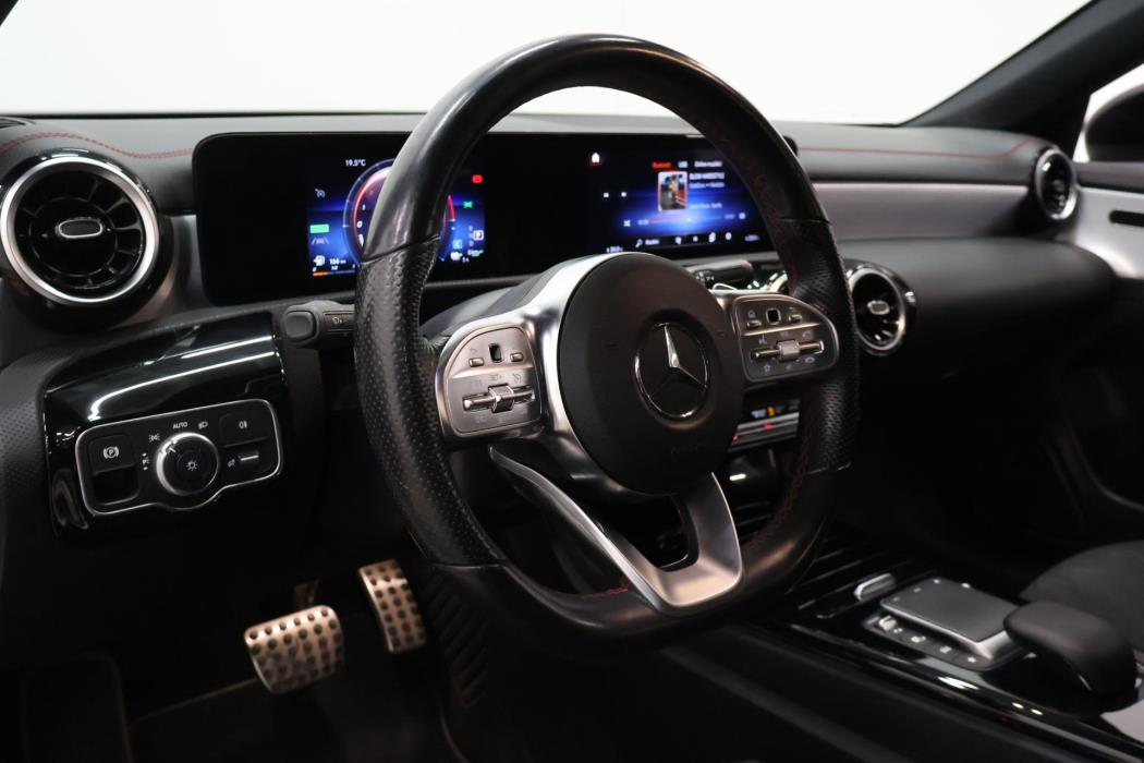 MERCEDES-BENZ CLA 2021
