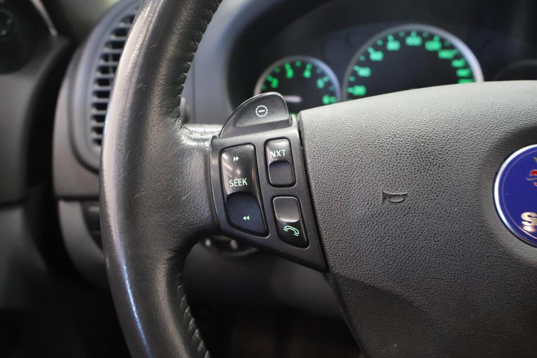 SAAB 9-3 2006