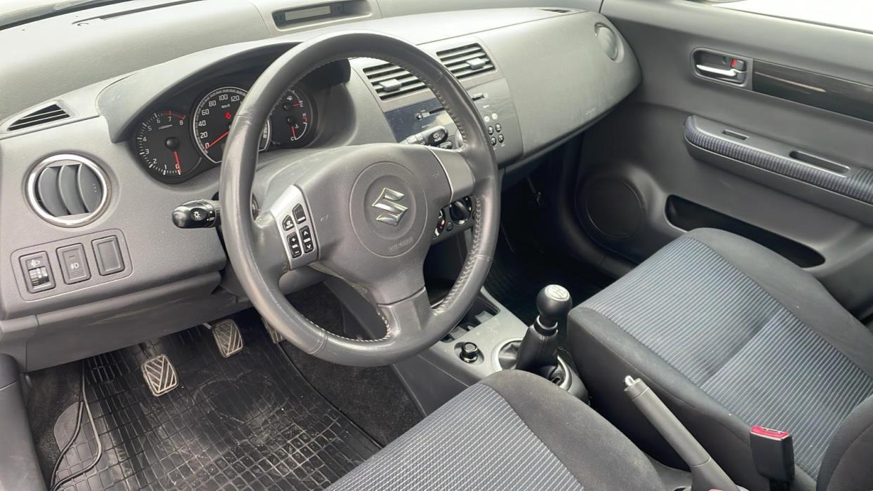 SUZUKI Swift 2008