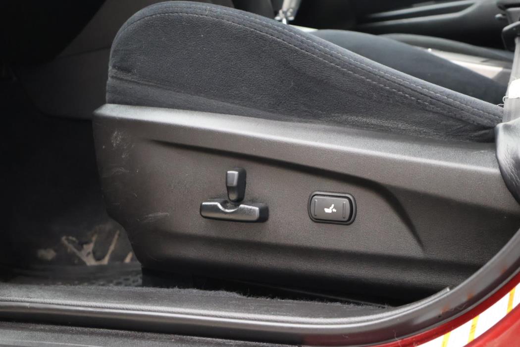 SUBARU Outback 2011