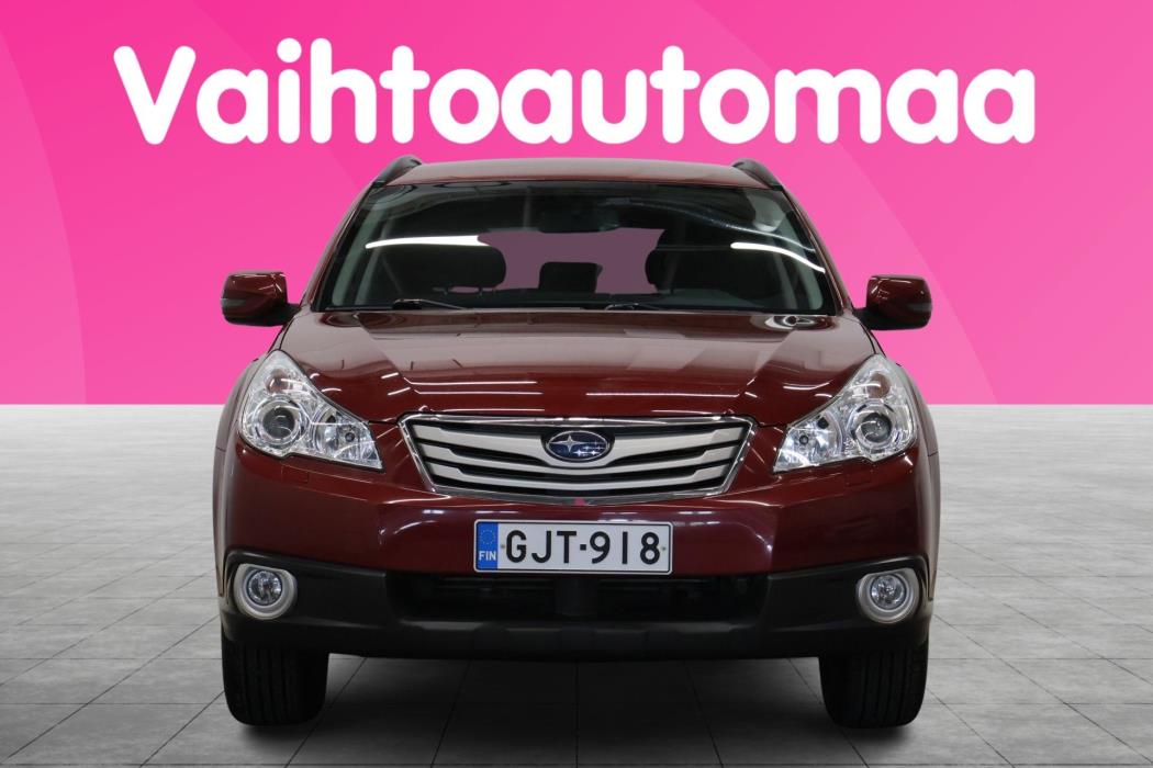 SUBARU Outback 2011