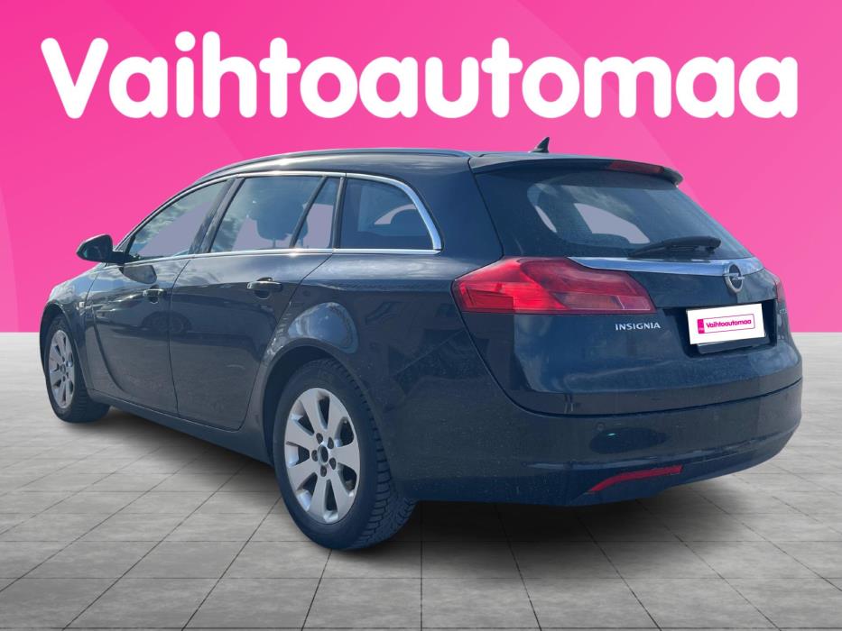 OPEL Insignia 2012