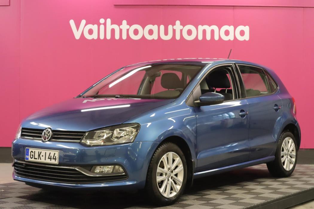 VOLKSWAGEN Polo 2015