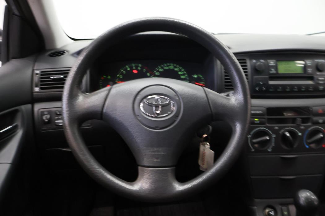 TOYOTA Corolla 2004
