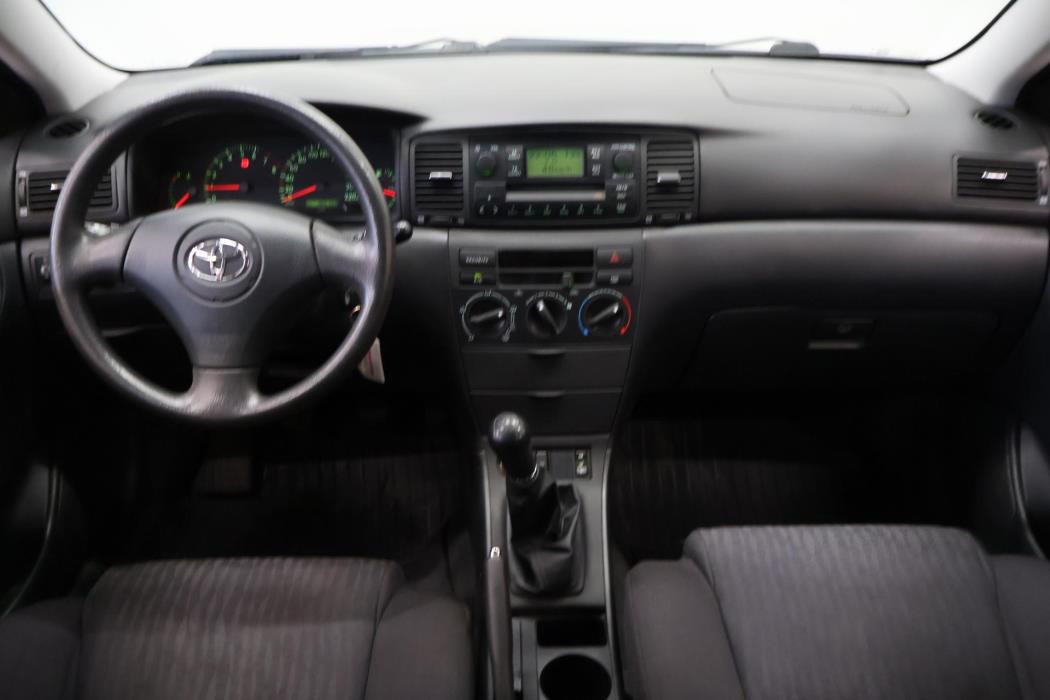 TOYOTA Corolla 2004