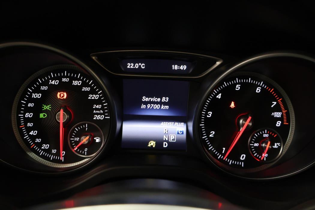 MERCEDES-BENZ CLA 2018