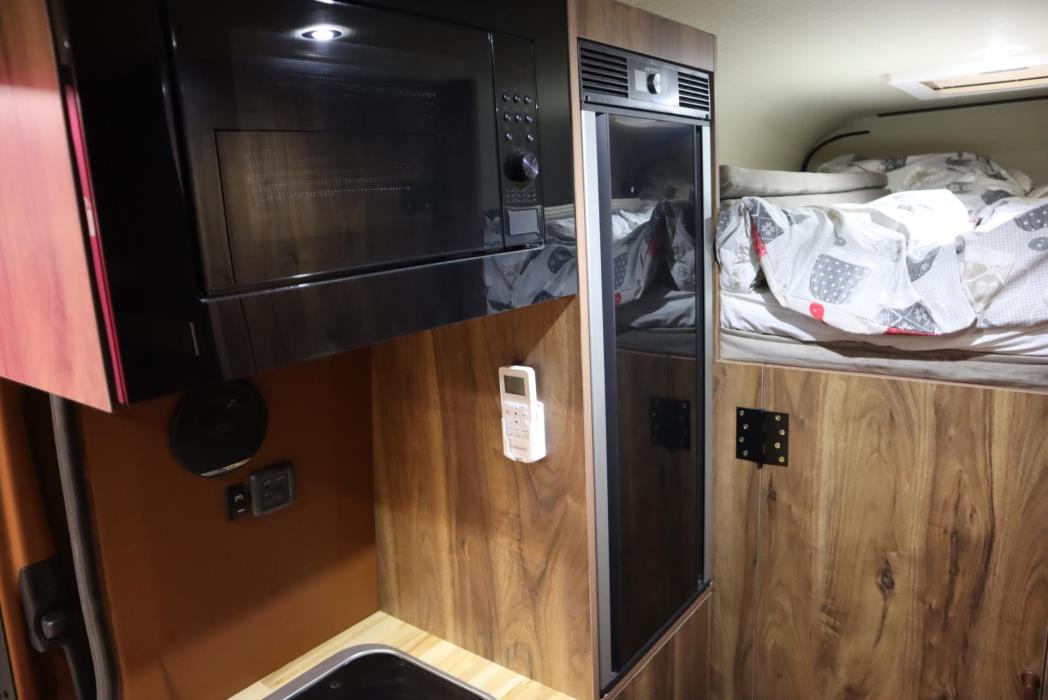 MERCEDES-BENZ Sprinter 2024