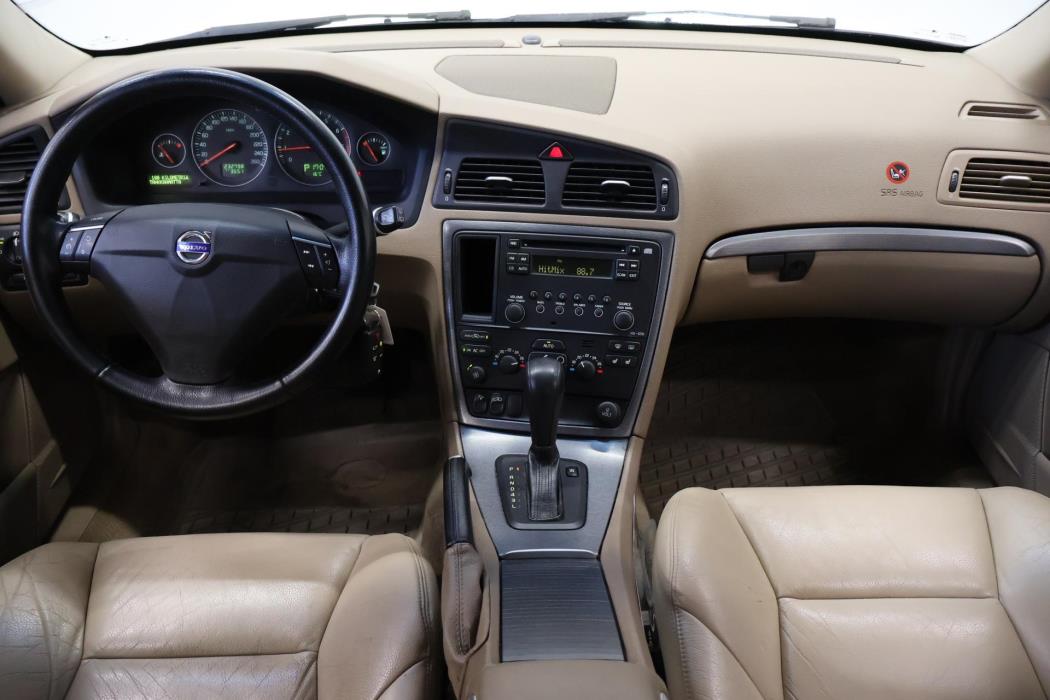 VOLVO V70 2008