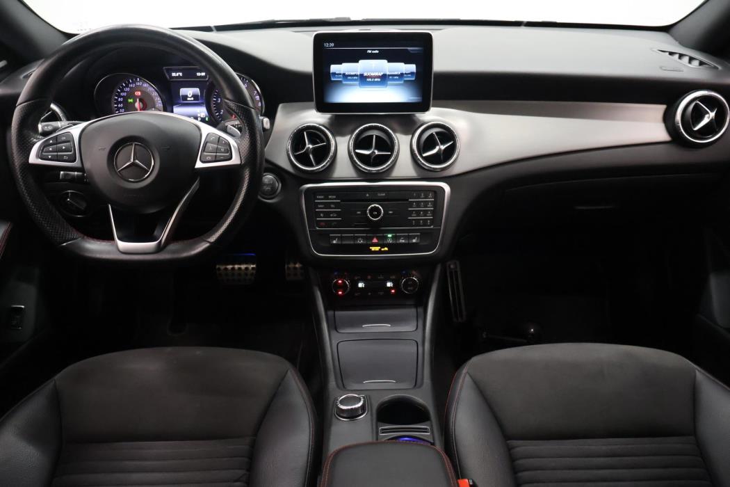 MERCEDES-BENZ CLA 2015
