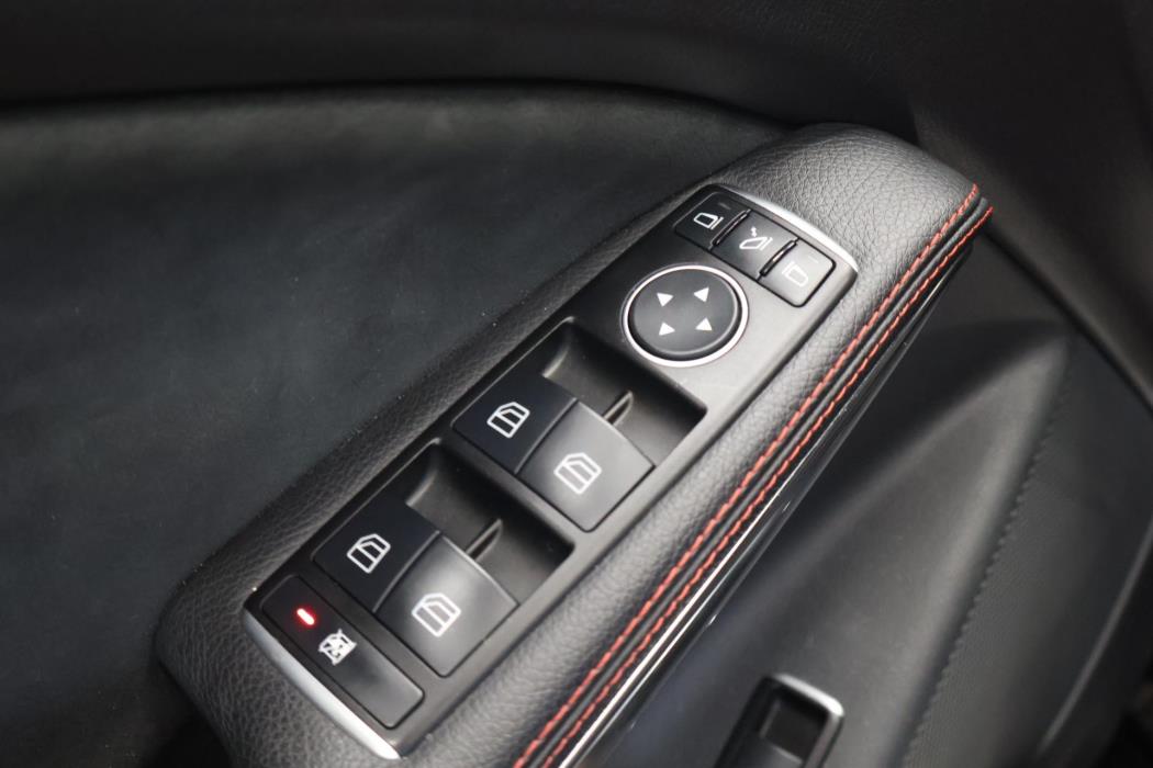 MERCEDES-BENZ CLA 2015