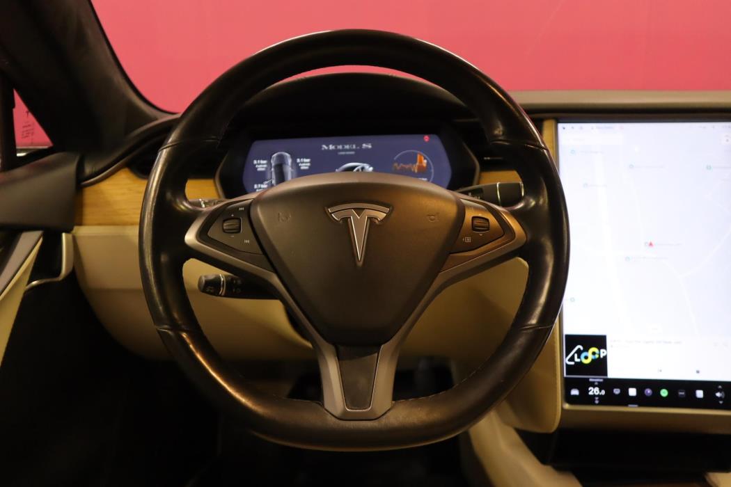 TESLA Model S 2019