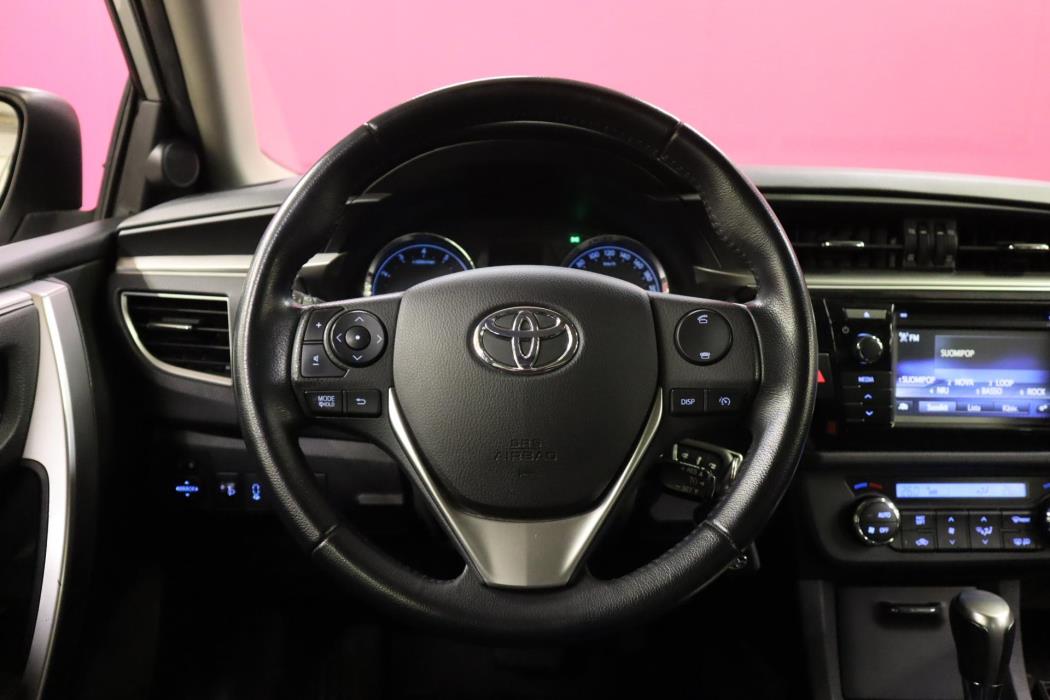TOYOTA Corolla 2014