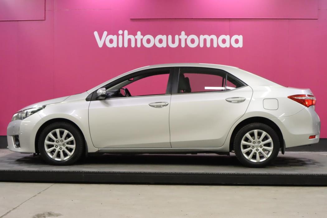 TOYOTA Corolla 2014
