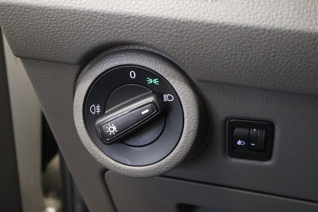 VOLKSWAGEN Transporter 2021