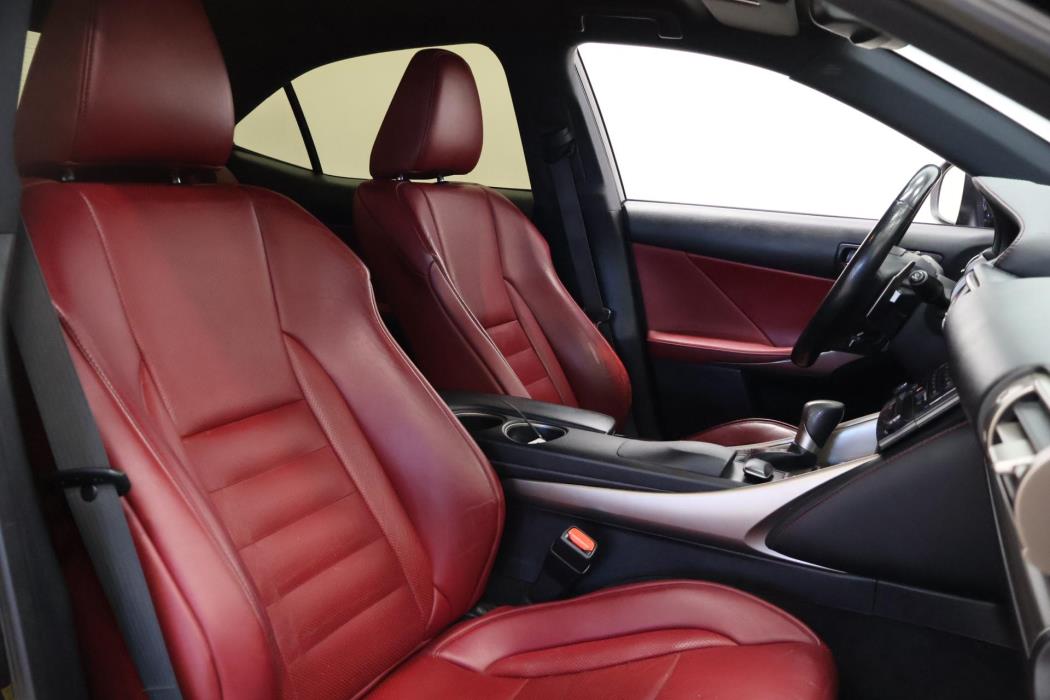 LEXUS IS 2014