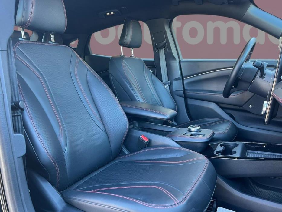 FORD Mustang Mach-E 2021